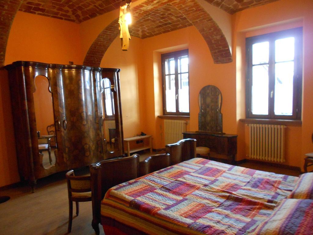 Apartament Agriturismo Monrabbioso Cereseto Pokój zdjęcie