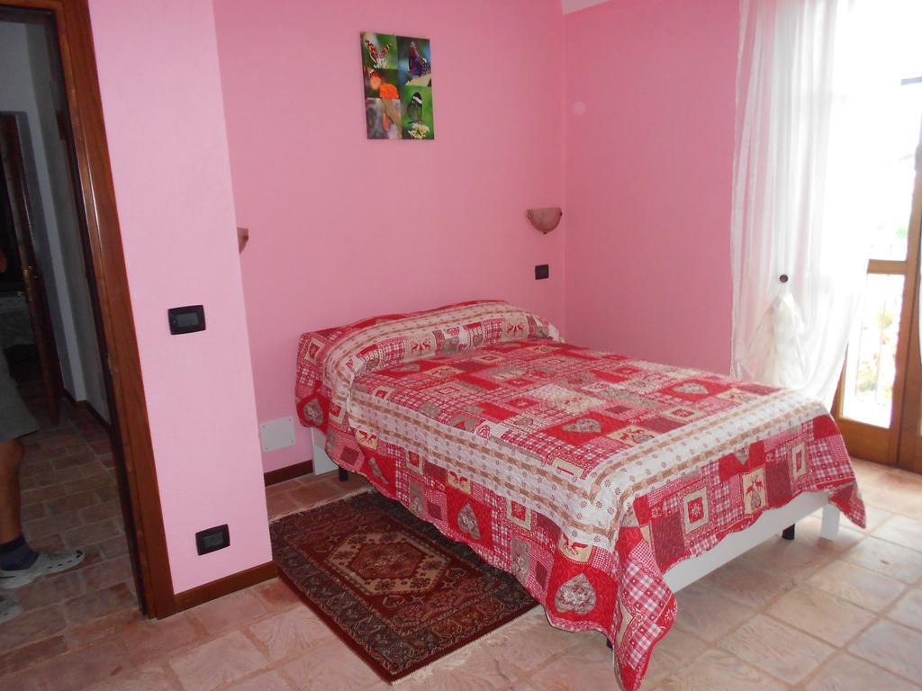 Apartament Agriturismo Monrabbioso Cereseto Pokój zdjęcie