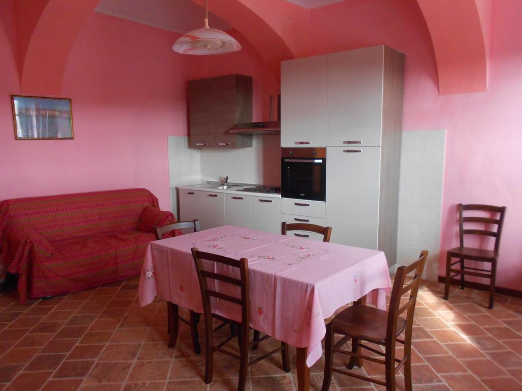 Apartament Agriturismo Monrabbioso Cereseto Pokój zdjęcie