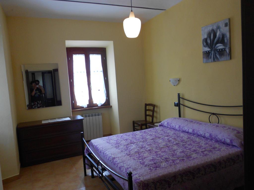 Apartament Agriturismo Monrabbioso Cereseto Pokój zdjęcie