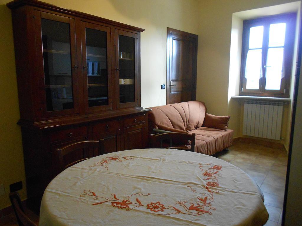 Apartament Agriturismo Monrabbioso Cereseto Pokój zdjęcie